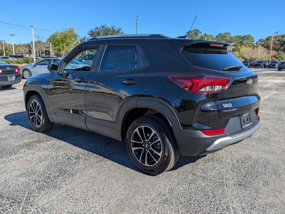 new 2025 Chevrolet TrailBlazer car, priced at $25,885