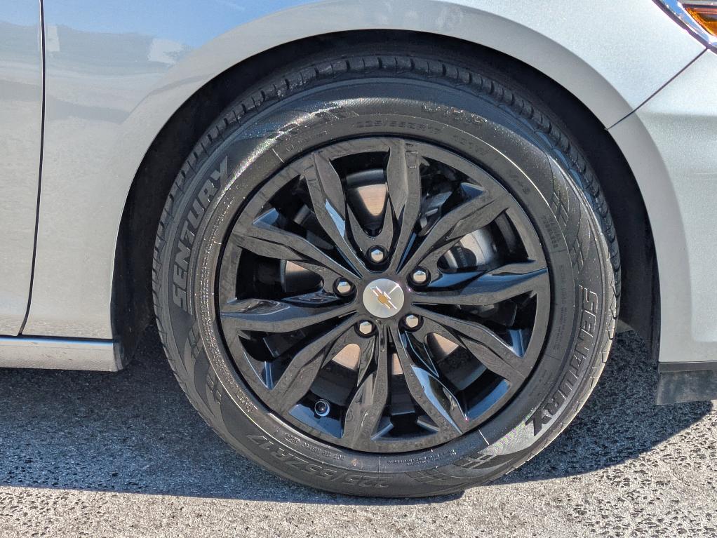 used 2024 Chevrolet Malibu car, priced at $17,999