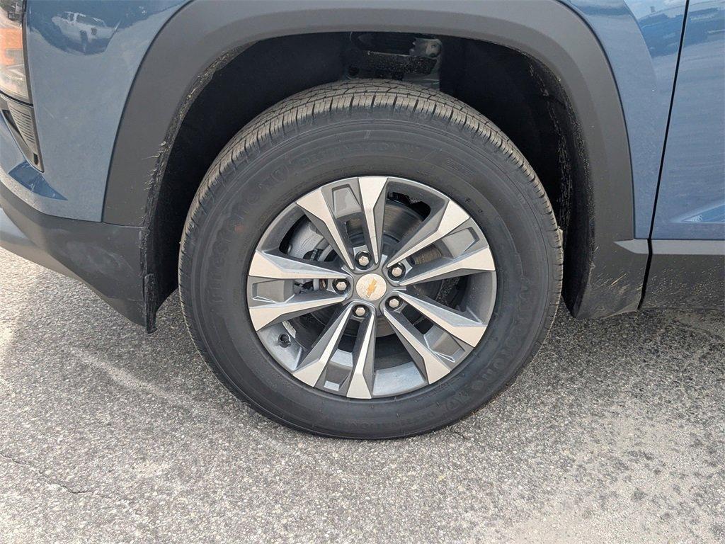 new 2026 Chevrolet Equinox car, priced at $30,870