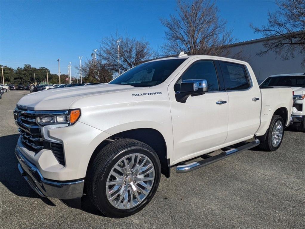 new 2025 Chevrolet Silverado 1500 car, priced at $67,074