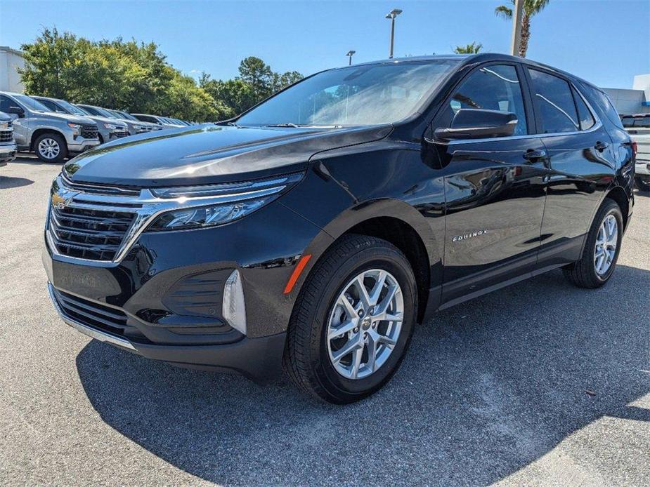 new 2024 Chevrolet Equinox car, priced at $31,940