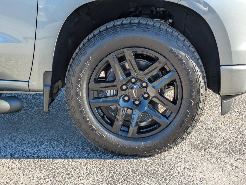 new 2025 Chevrolet Silverado 1500 car, priced at $42,699