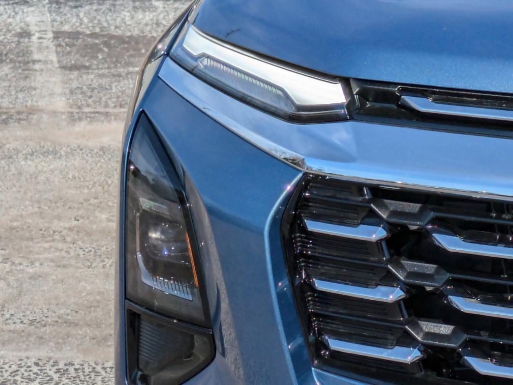 new 2025 Chevrolet Equinox car, priced at $28,995