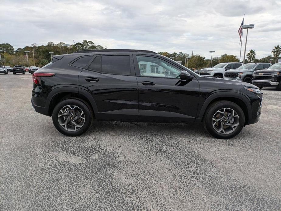 new 2025 Chevrolet Trax car, priced at $24,485