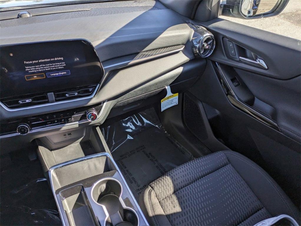 new 2025 Chevrolet Equinox car, priced at $28,995