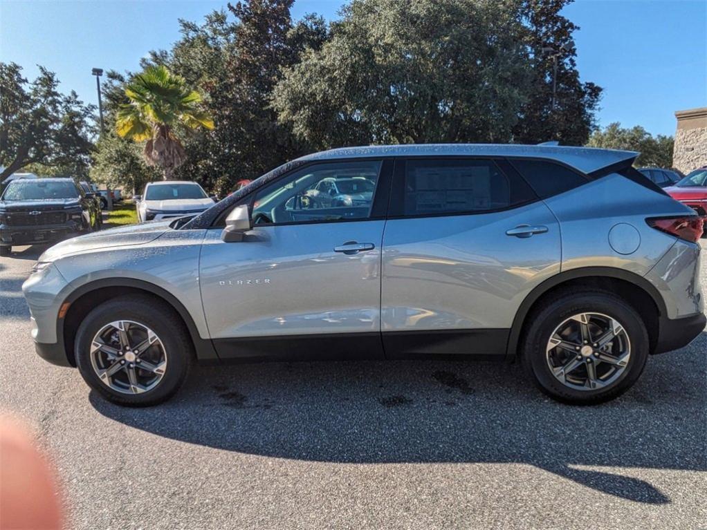 new 2025 Chevrolet Blazer car, priced at $37,135