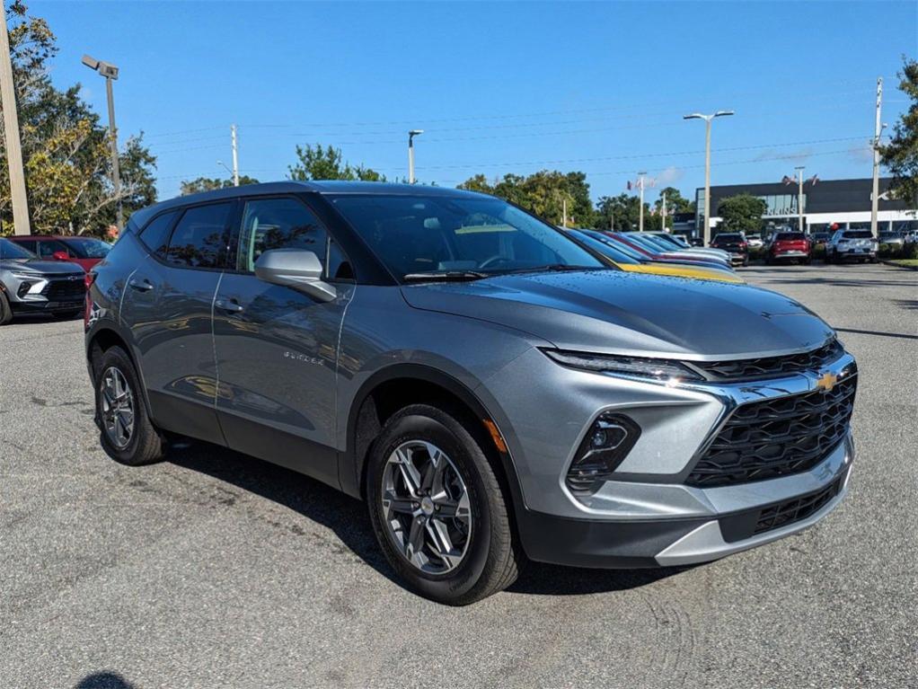 new 2025 Chevrolet Blazer car, priced at $37,135