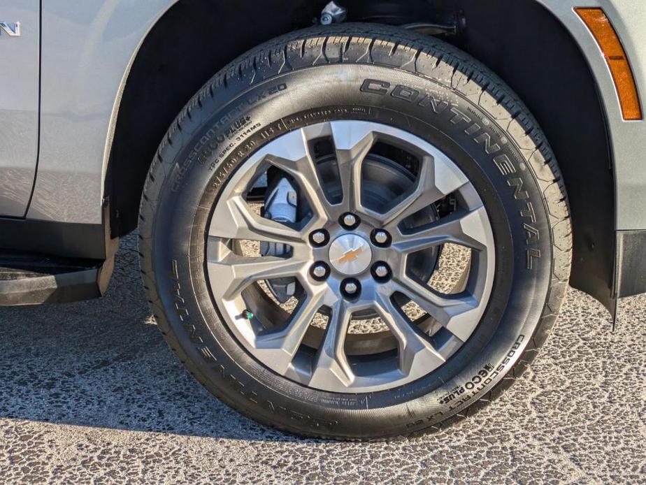 new 2025 Chevrolet Suburban car, priced at $65,369