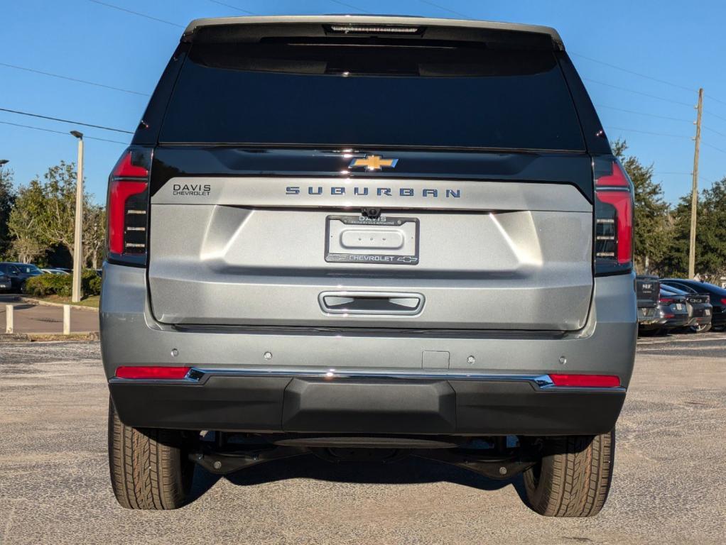 new 2025 Chevrolet Suburban car, priced at $65,369