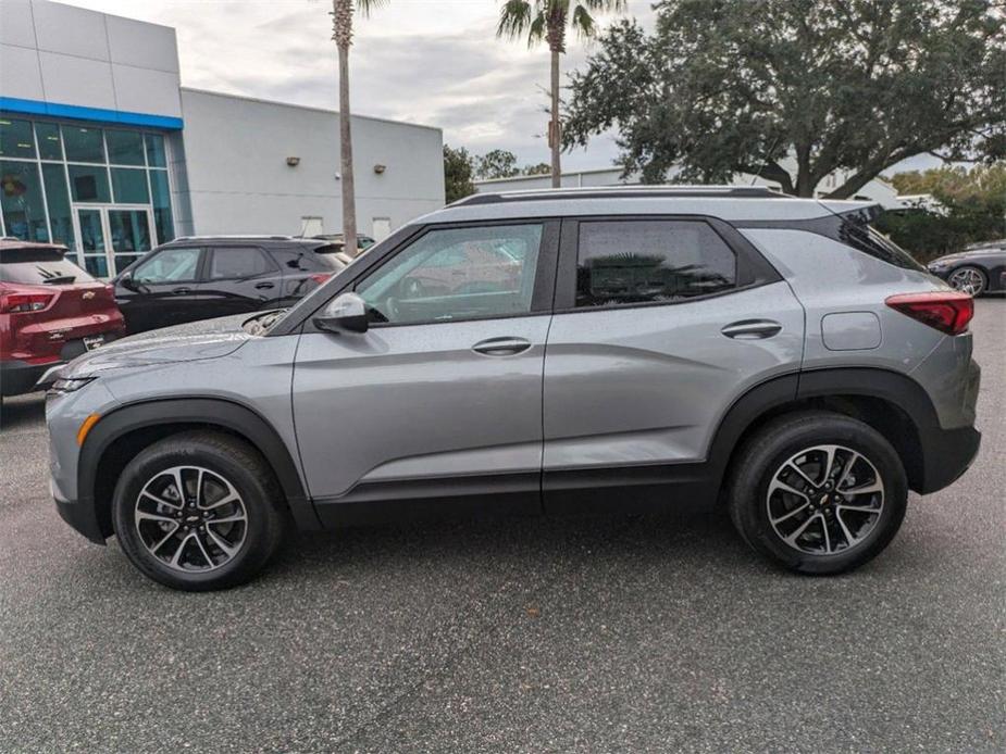 new 2025 Chevrolet TrailBlazer car, priced at $27,985