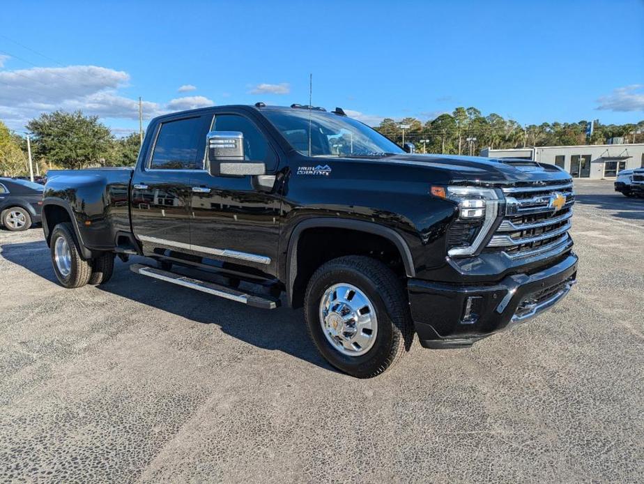 new 2025 Chevrolet Silverado 3500 car, priced at $73,325