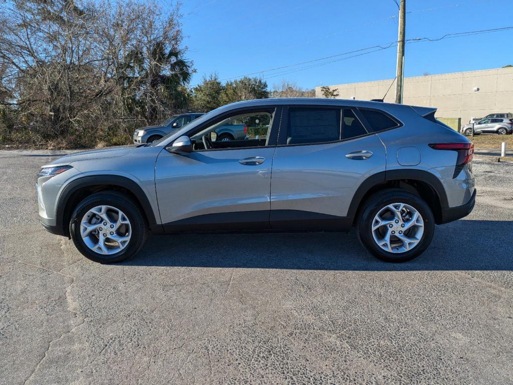 new 2025 Chevrolet Trax car, priced at $22,684