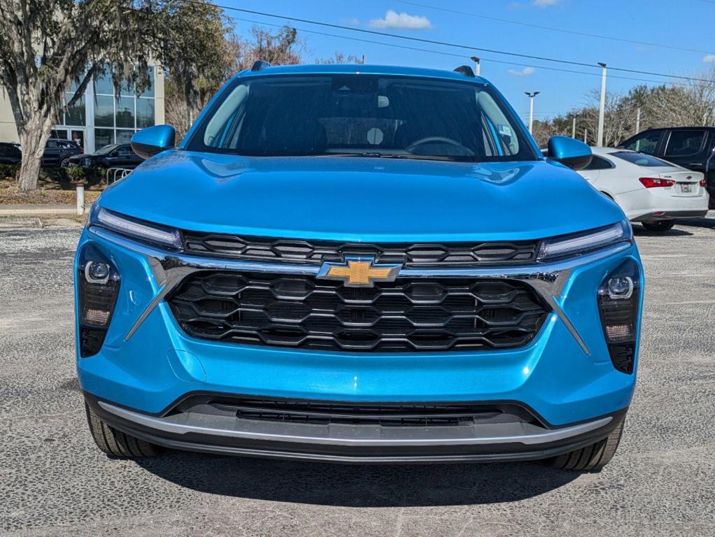 new 2025 Chevrolet Trax car, priced at $24,880