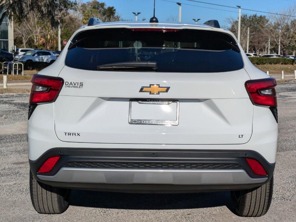 new 2025 Chevrolet Trax car, priced at $24,485