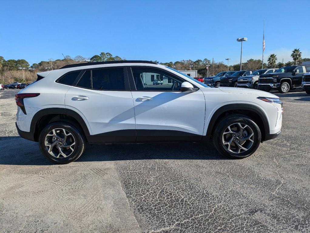 new 2025 Chevrolet Trax car, priced at $24,485