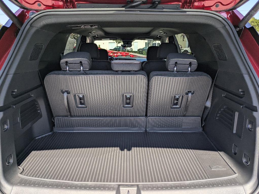 new 2026 Chevrolet Traverse car, priced at $46,639