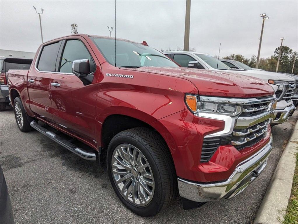 new 2025 Chevrolet Silverado 1500 car, priced at $72,989