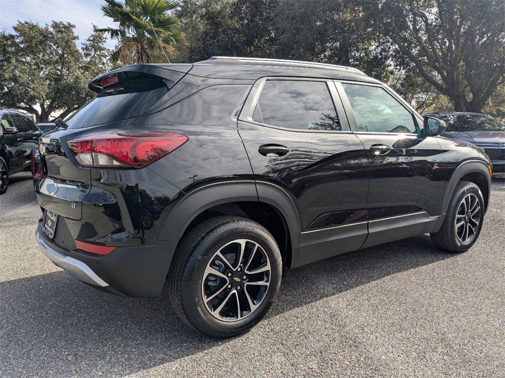 new 2025 Chevrolet TrailBlazer car, priced at $27,490