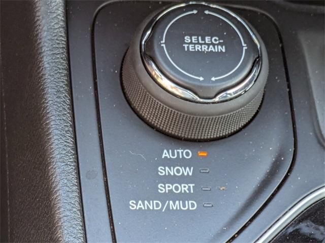 used 2023 Jeep Cherokee car, priced at $22,479