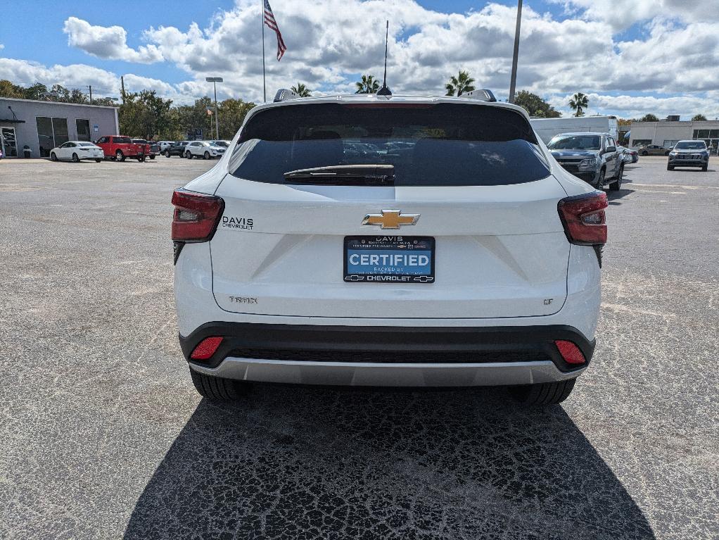 used 2024 Chevrolet Trax car, priced at $19,995
