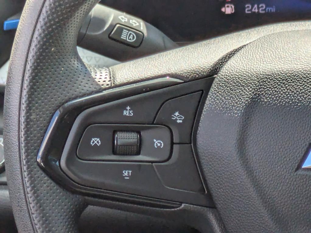 used 2024 Chevrolet Trax car, priced at $19,995