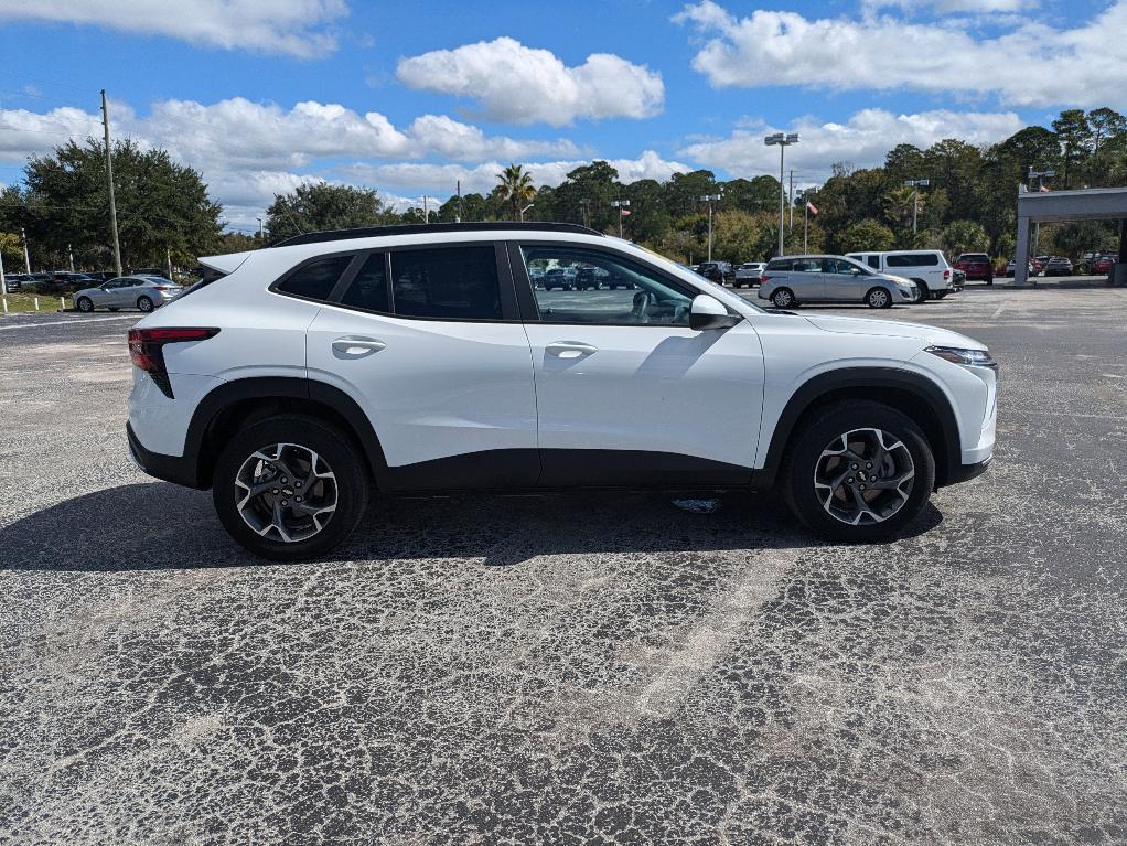 used 2024 Chevrolet Trax car, priced at $19,995