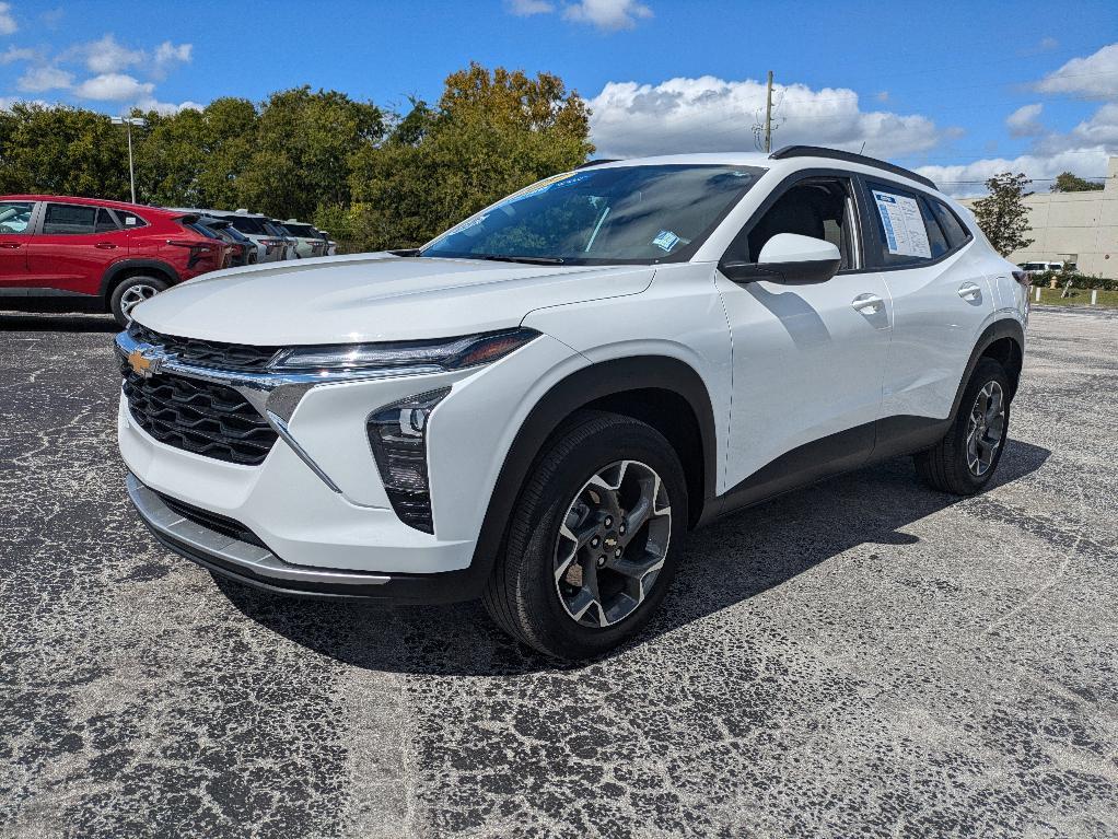 used 2024 Chevrolet Trax car, priced at $19,995