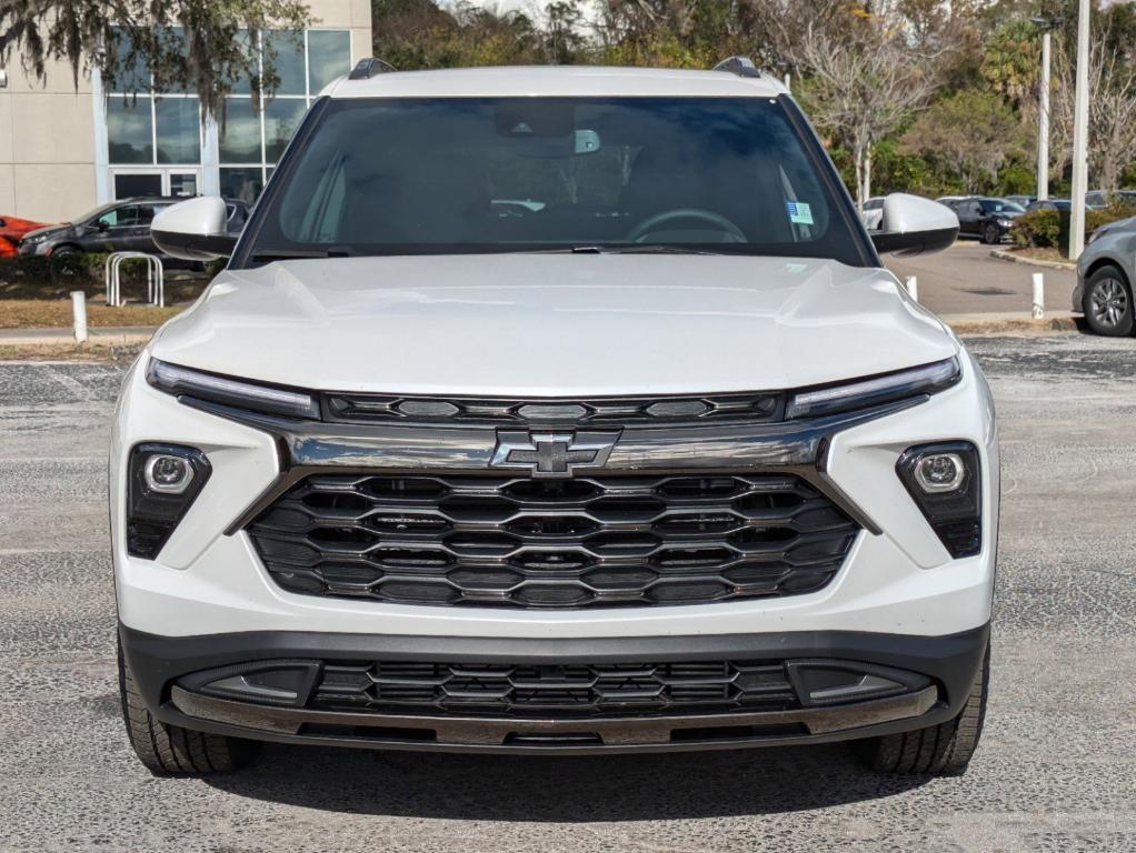 new 2025 Chevrolet TrailBlazer car, priced at $32,225