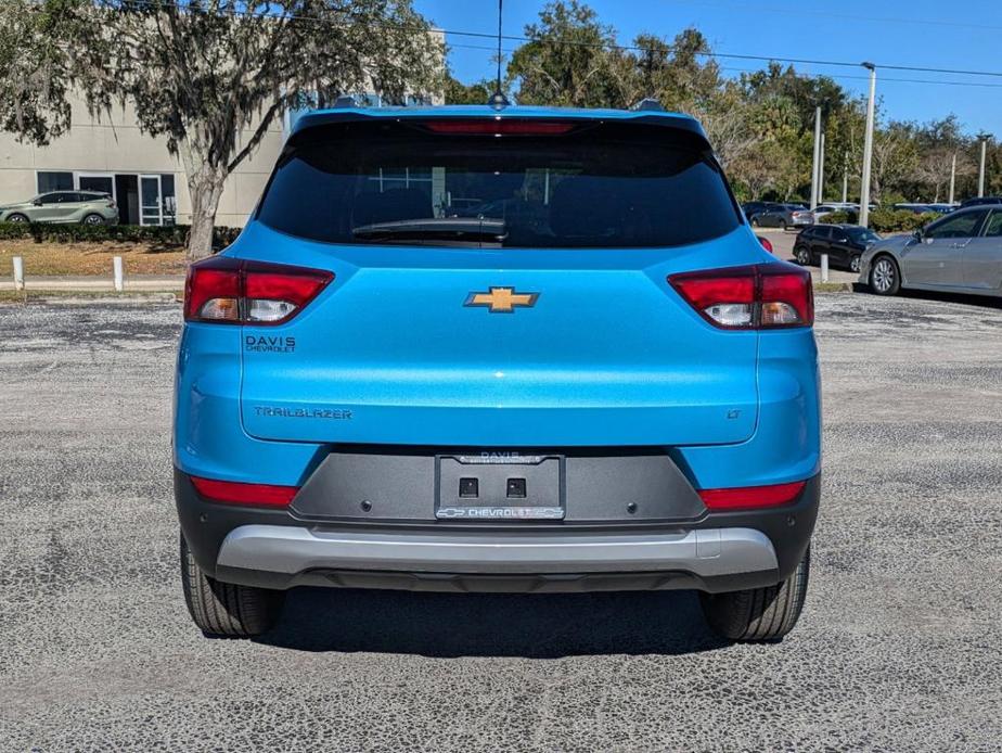 new 2025 Chevrolet TrailBlazer car, priced at $26,280