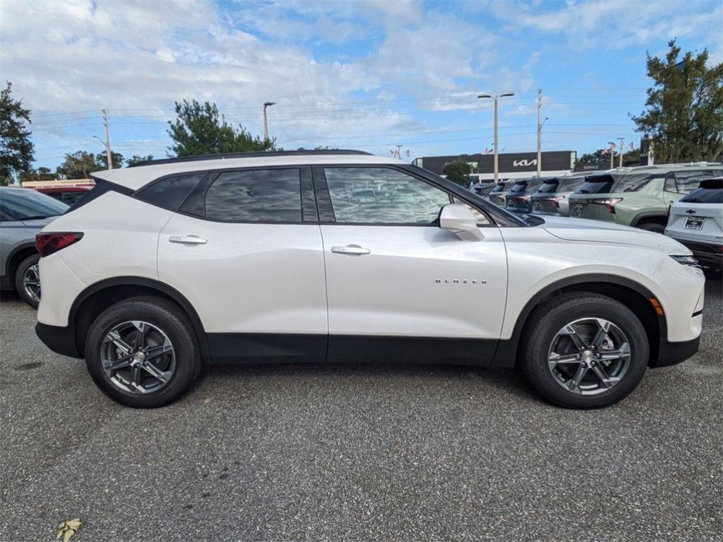 new 2024 Chevrolet Blazer car, priced at $36,515