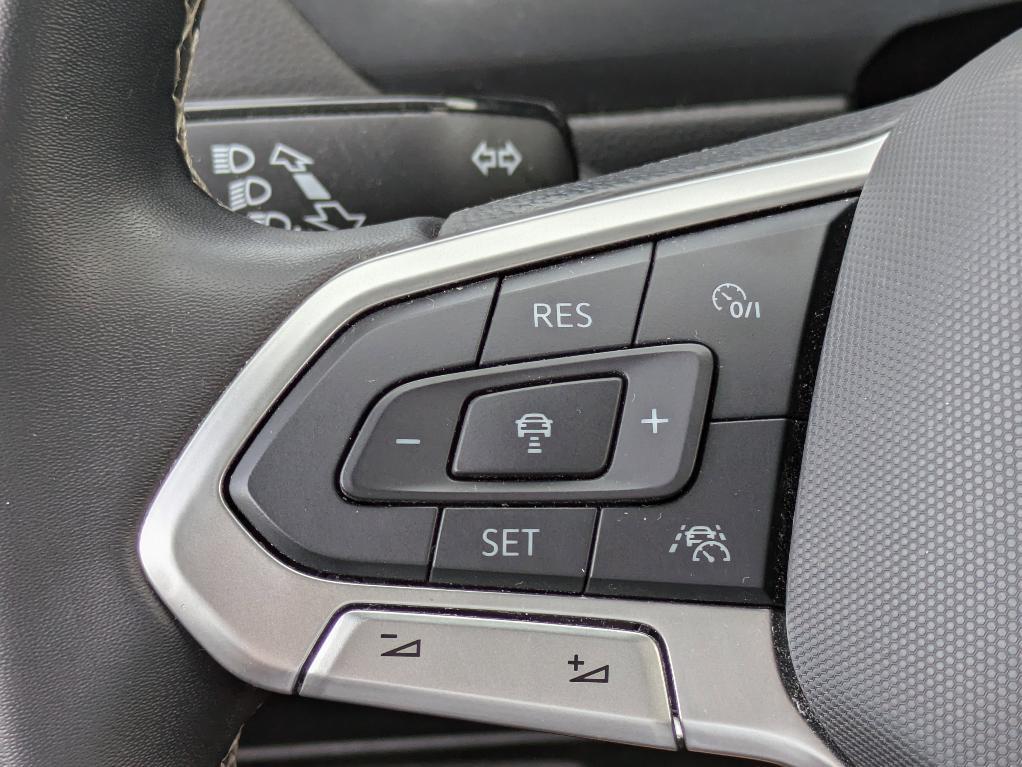 used 2024 Volkswagen Tiguan car, priced at $25,999