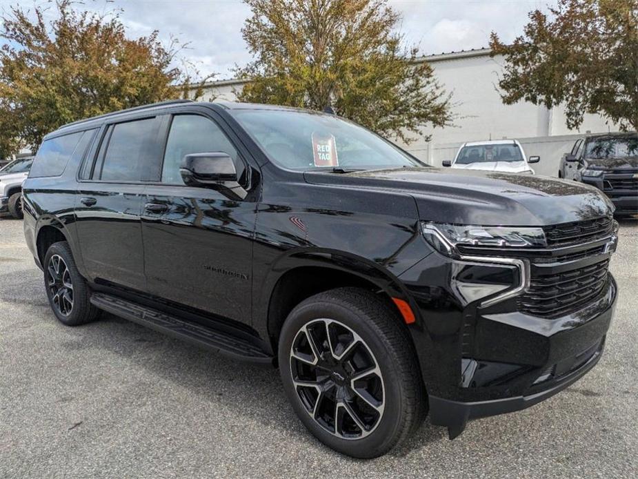 new 2024 Chevrolet Suburban car, priced at $73,375