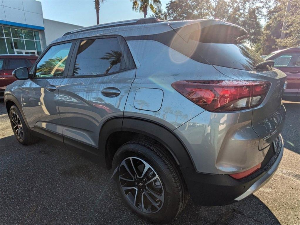 new 2025 Chevrolet TrailBlazer car, priced at $27,725