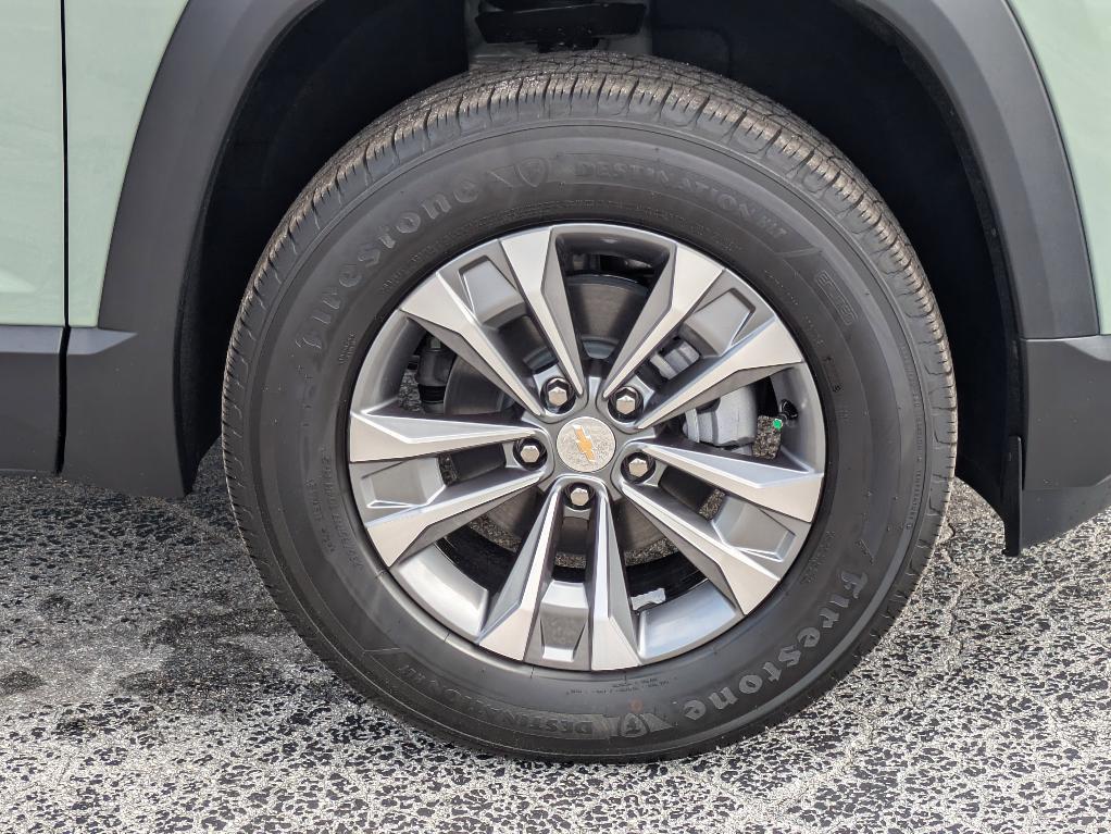 new 2026 Chevrolet Equinox car, priced at $31,310