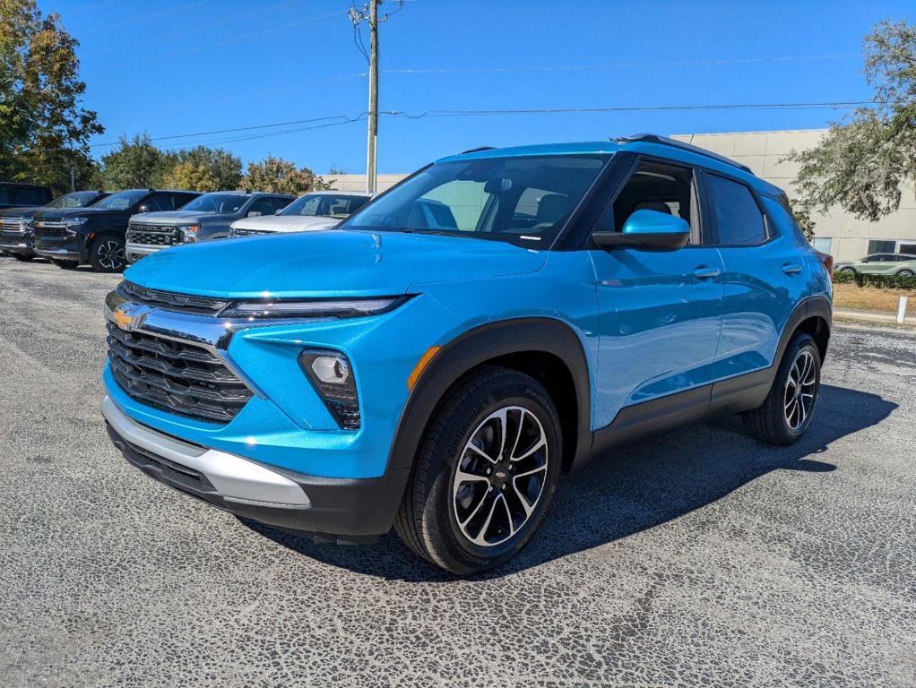 new 2025 Chevrolet TrailBlazer car, priced at $28,370