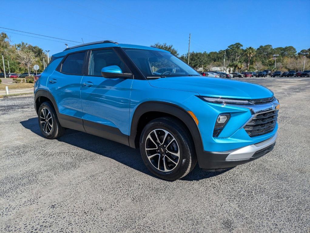 new 2025 Chevrolet TrailBlazer car, priced at $28,370