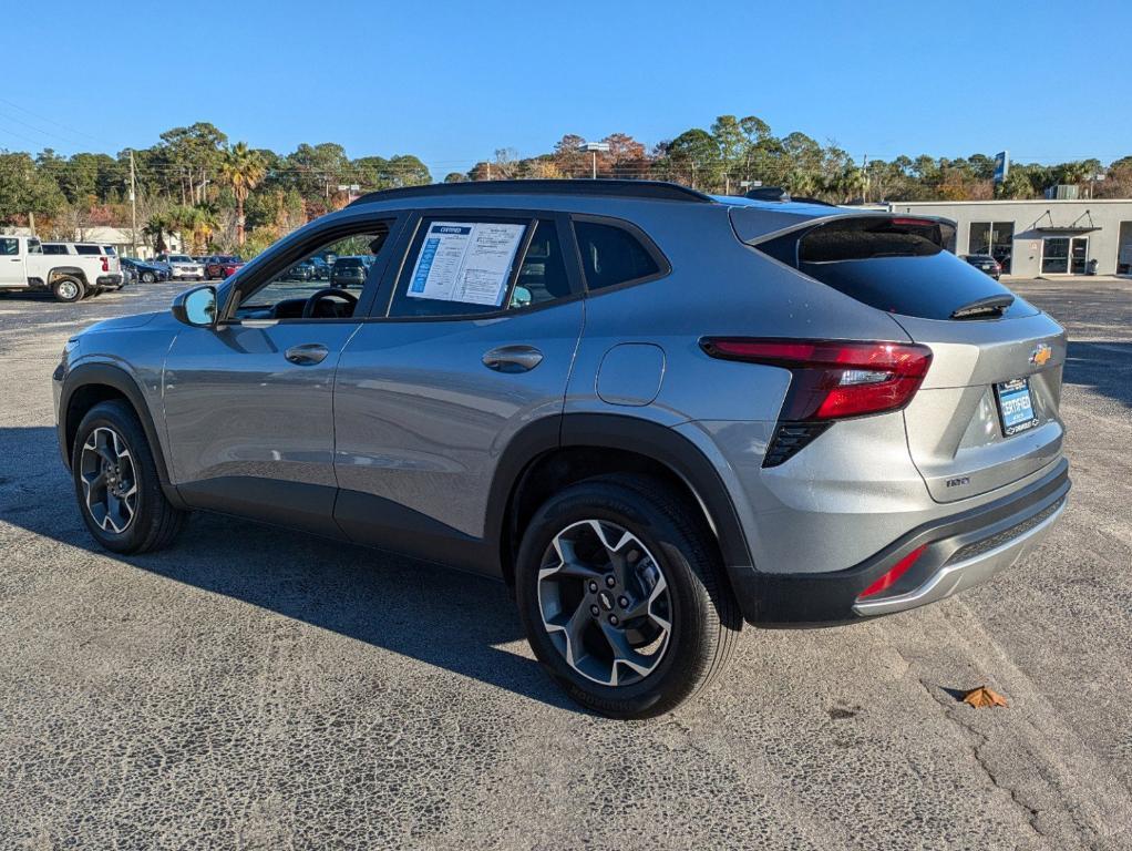 used 2024 Chevrolet Trax car, priced at $22,696