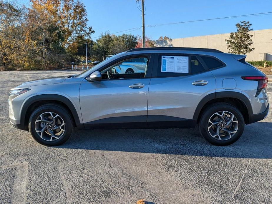 used 2024 Chevrolet Trax car, priced at $22,696