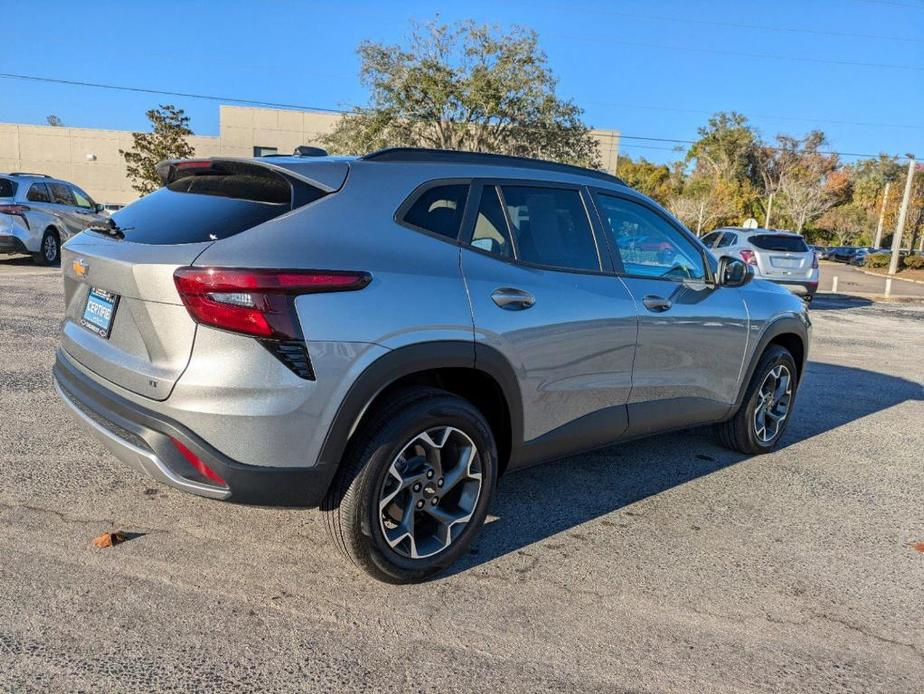 used 2024 Chevrolet Trax car, priced at $22,696