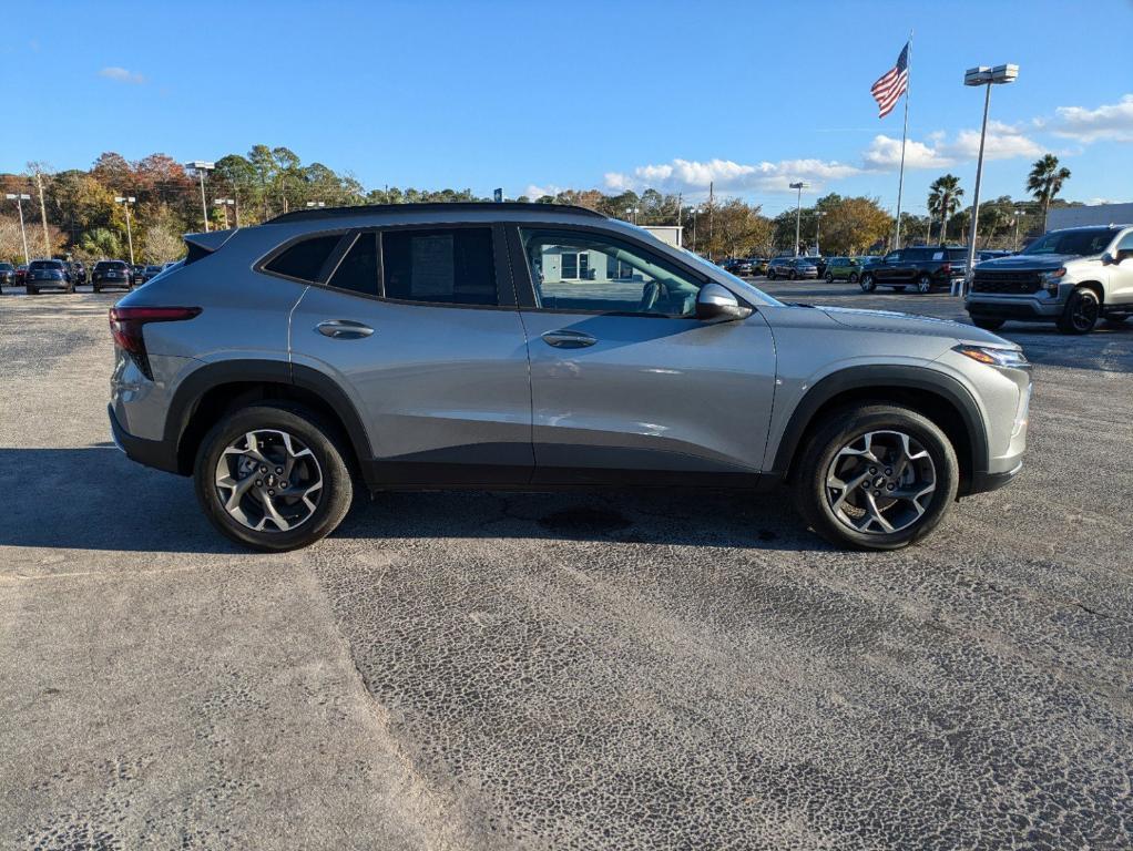 used 2024 Chevrolet Trax car, priced at $22,696