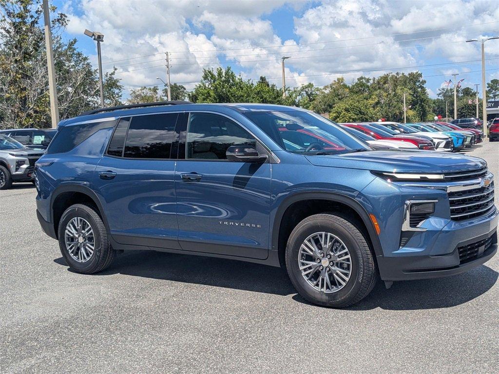 new 2026 Chevrolet Traverse car, priced at $44,644