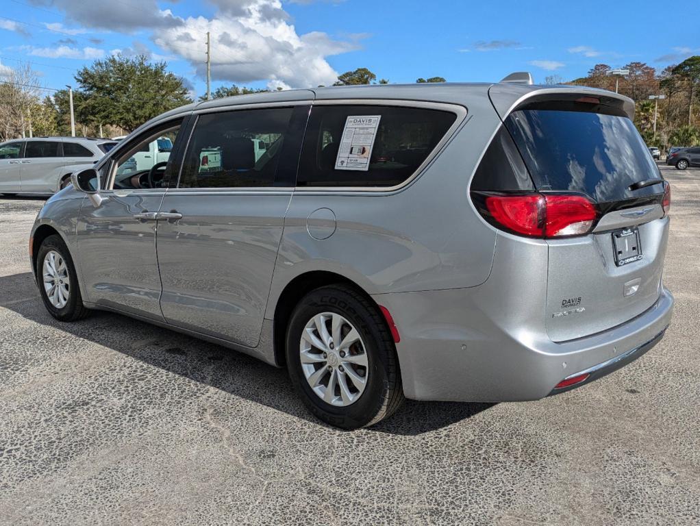 used 2019 Chrysler Pacifica car, priced at $15,626