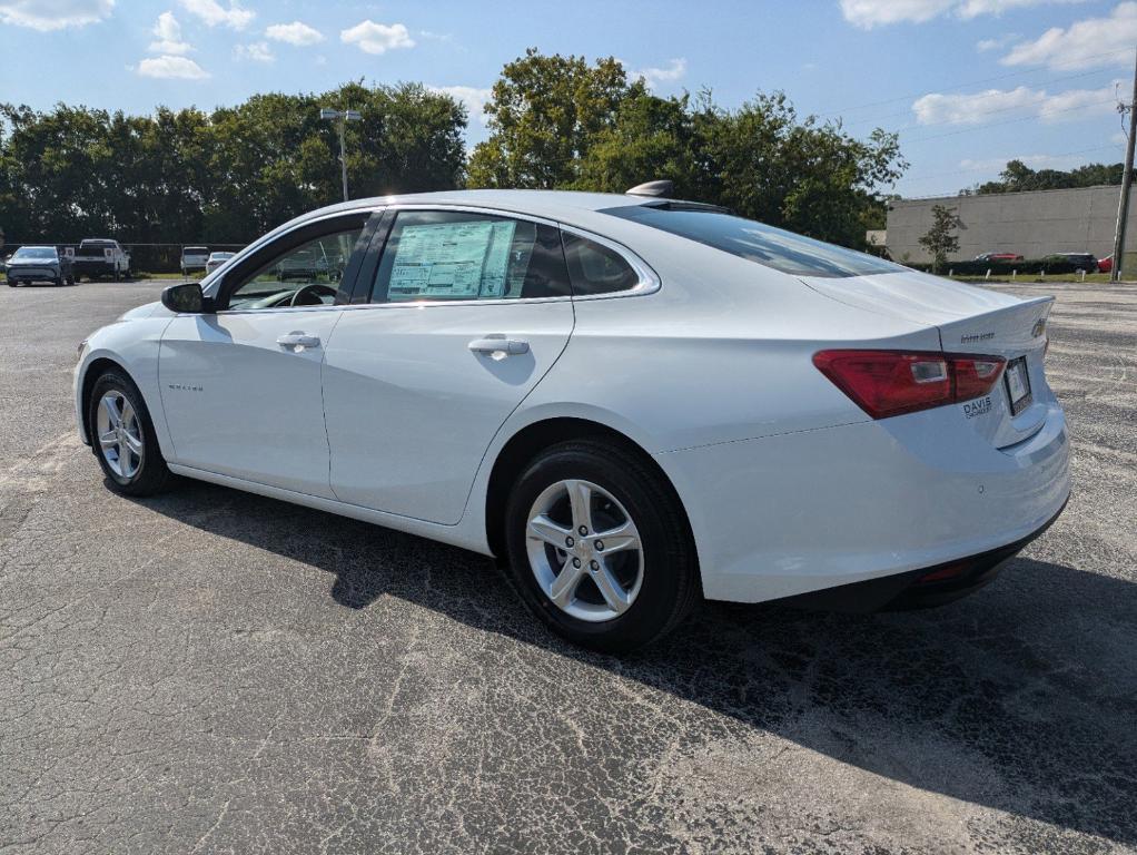 new 2025 Chevrolet Malibu car, priced at $25,495