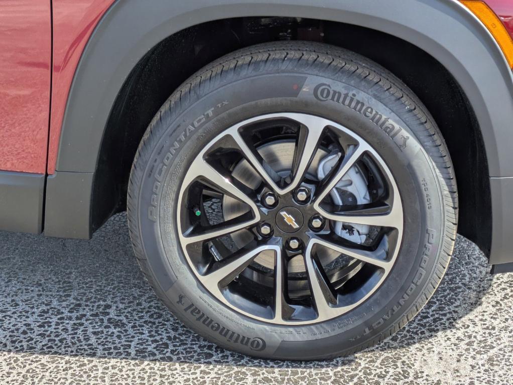 new 2025 Chevrolet TrailBlazer car, priced at $27,725