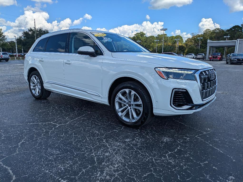 used 2025 Audi Q7 car, priced at $55,524