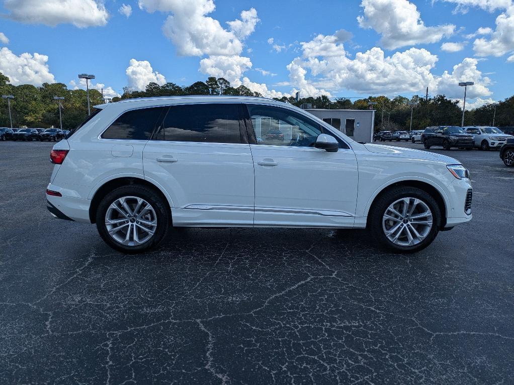 used 2025 Audi Q7 car, priced at $55,524