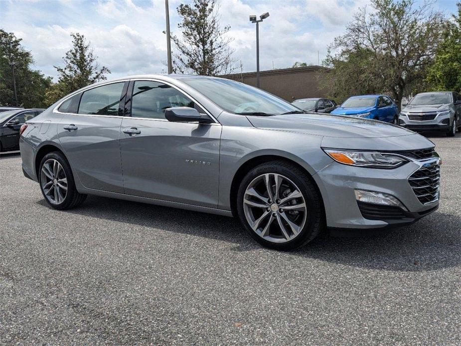 new 2024 Chevrolet Malibu car, priced at $30,345