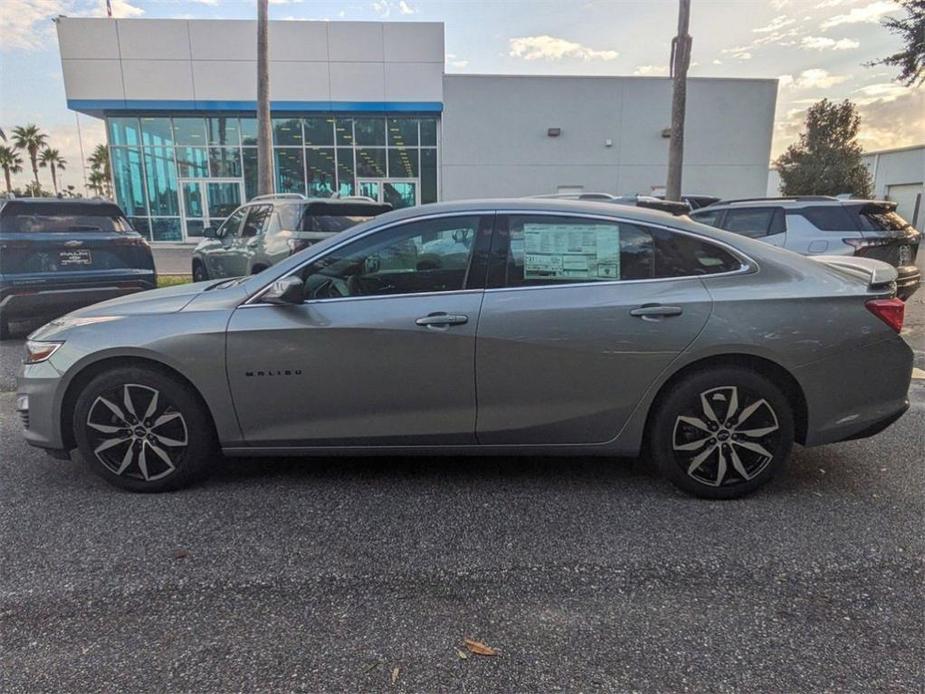 new 2025 Chevrolet Malibu car, priced at $27,495