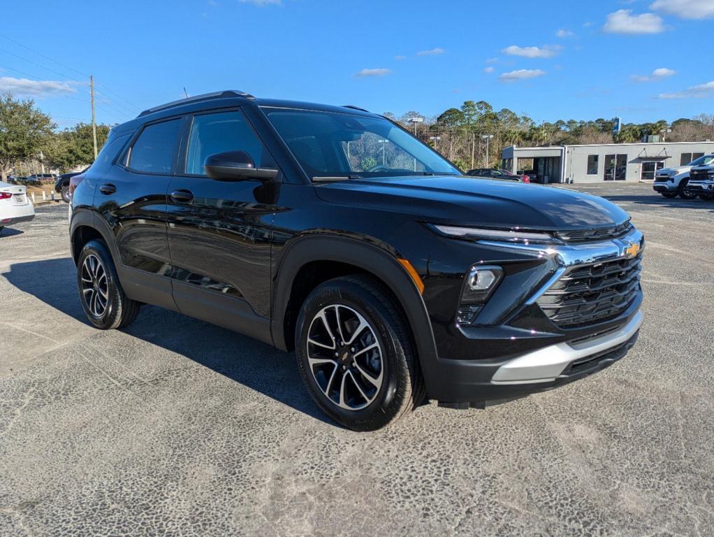 new 2025 Chevrolet TrailBlazer car, priced at $25,240