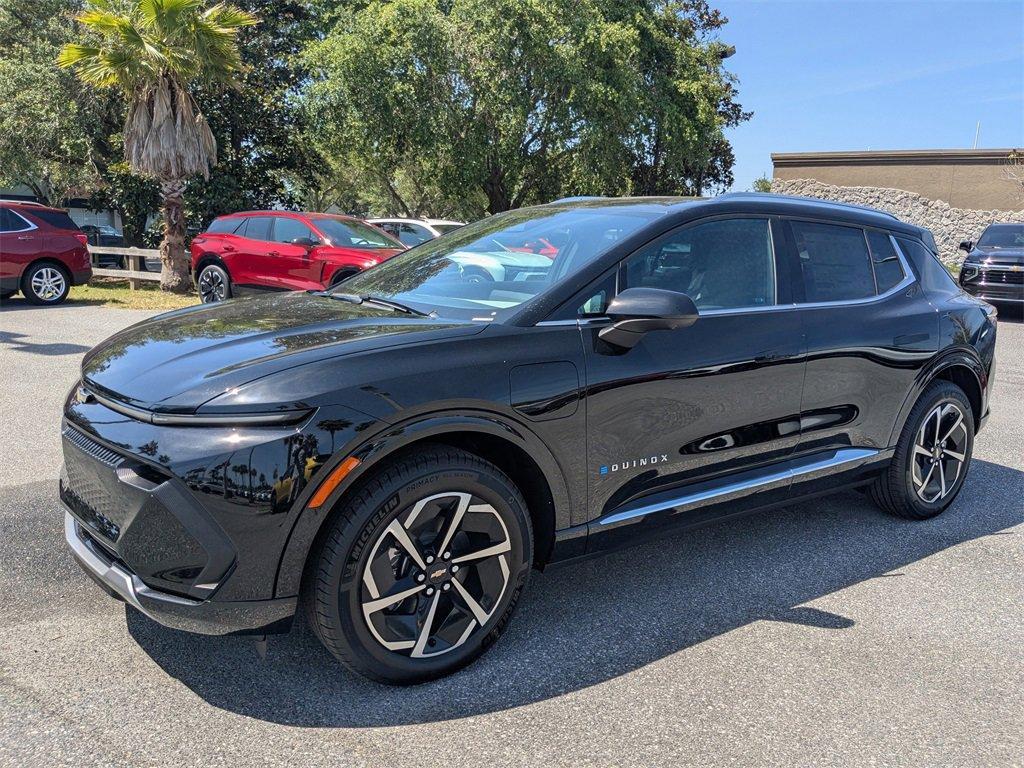 new 2025 Chevrolet Equinox EV car, priced at $36,890